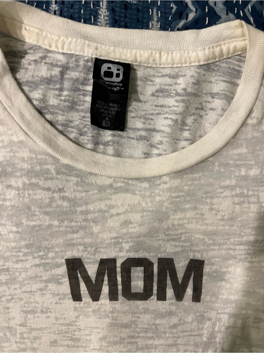 Hand screen printed "Mom" tribute shirt. Super Lightweight. Small and fitted